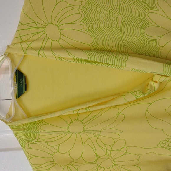 Oilily Lightweight LS Ruffle Cuff Drape V-Neck Yellow Green Floral Graphic Top - Picture 7 of 12